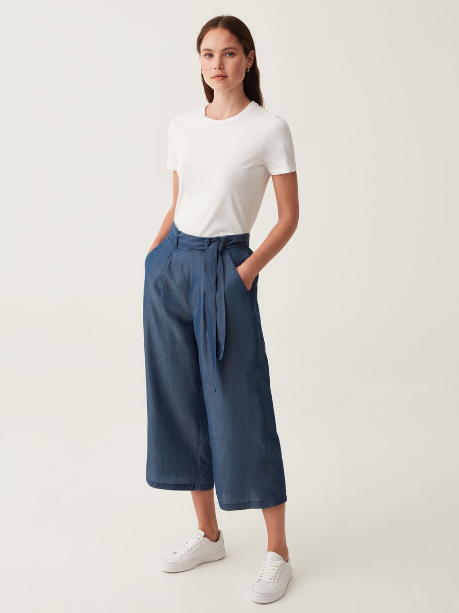 Wide-leg cropped jeans with darts_0