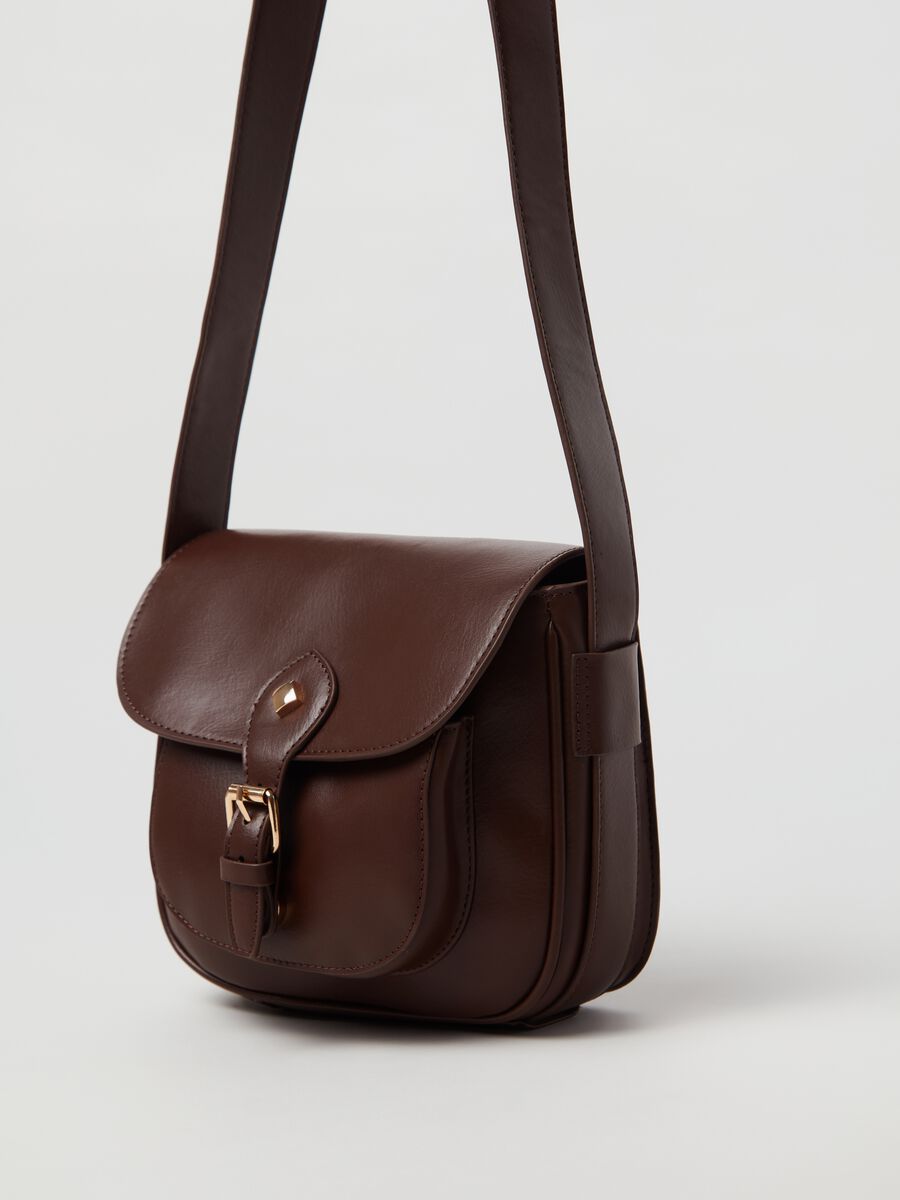 Bucket bag with shoulder strap_1