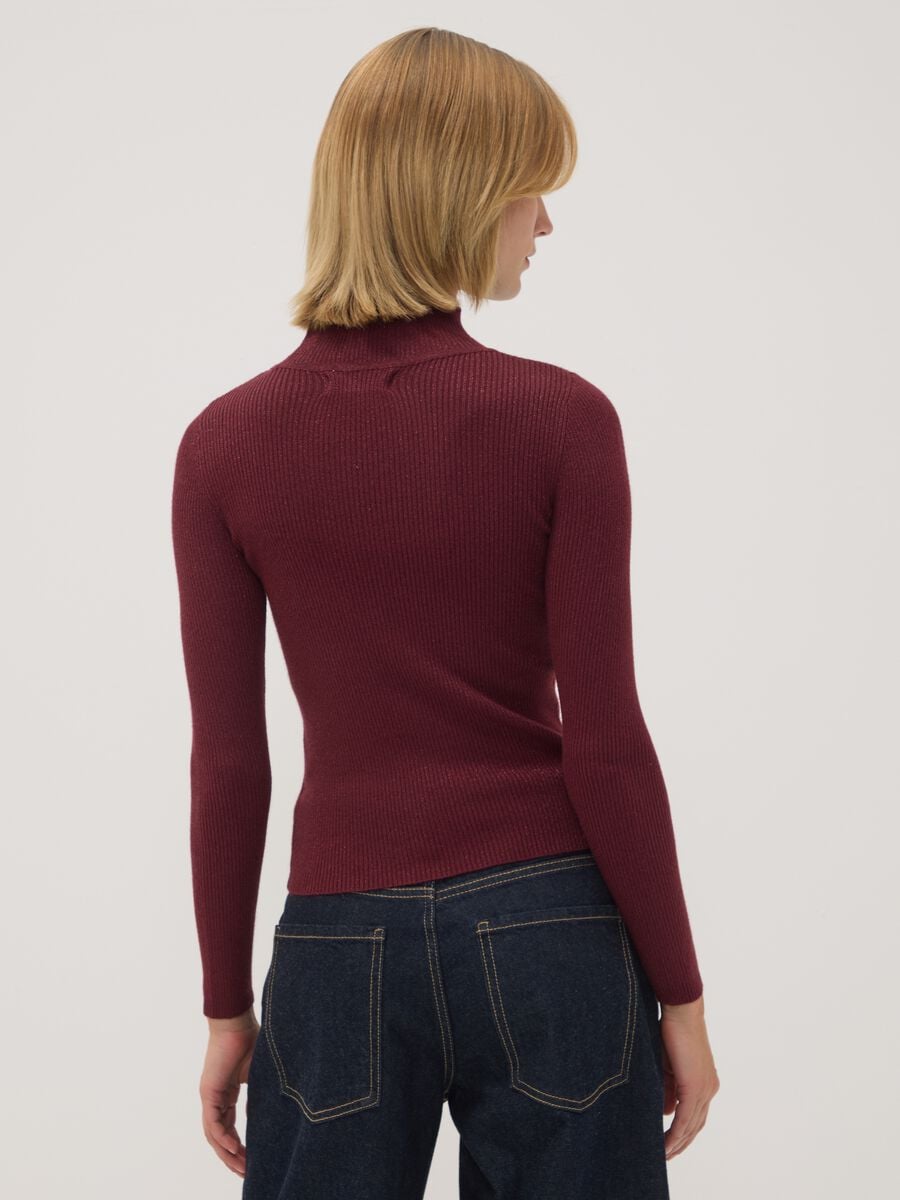 Red ribbed viscose-blend top with high neck_3