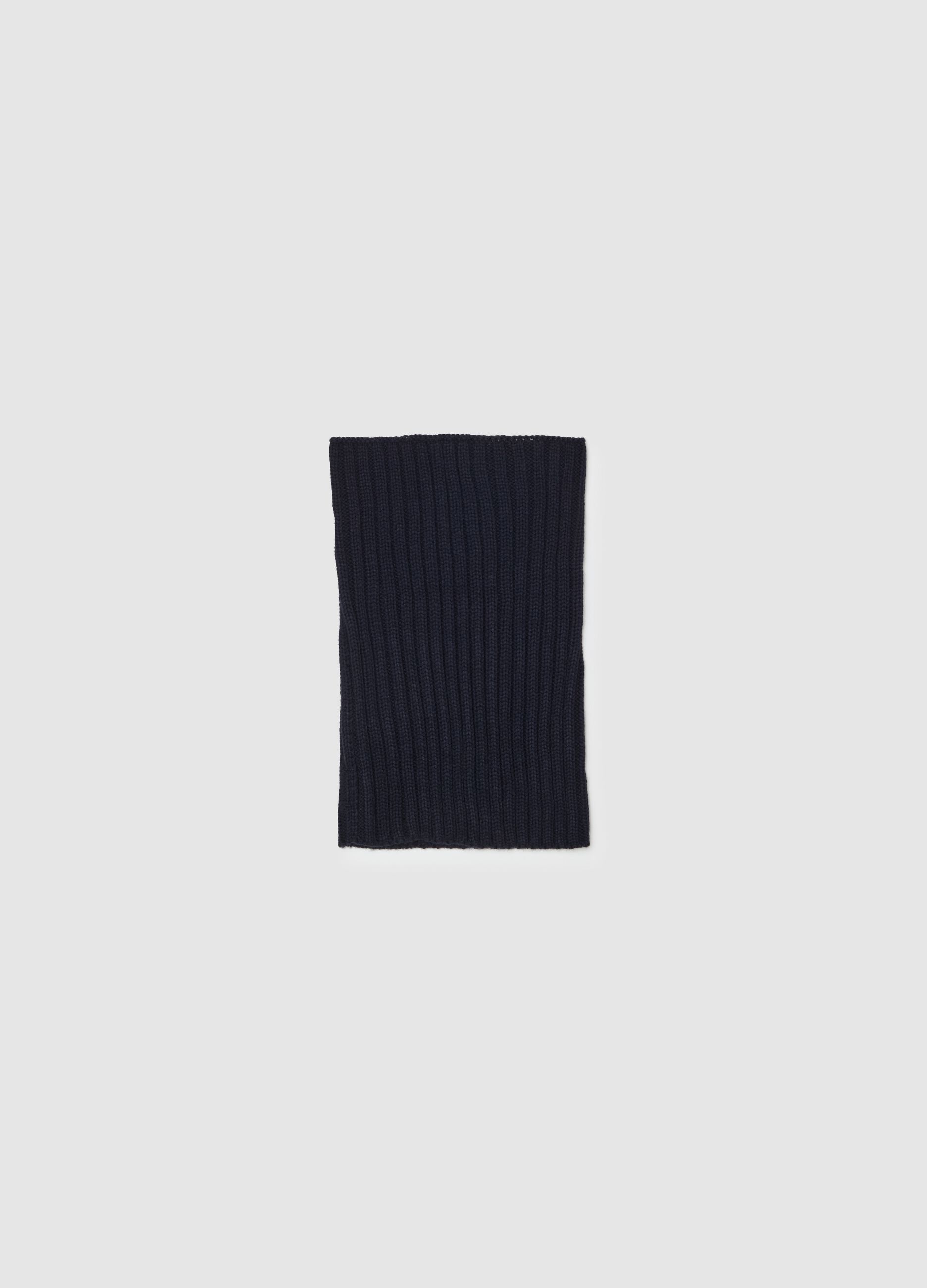 Ribbed knit neck warmer