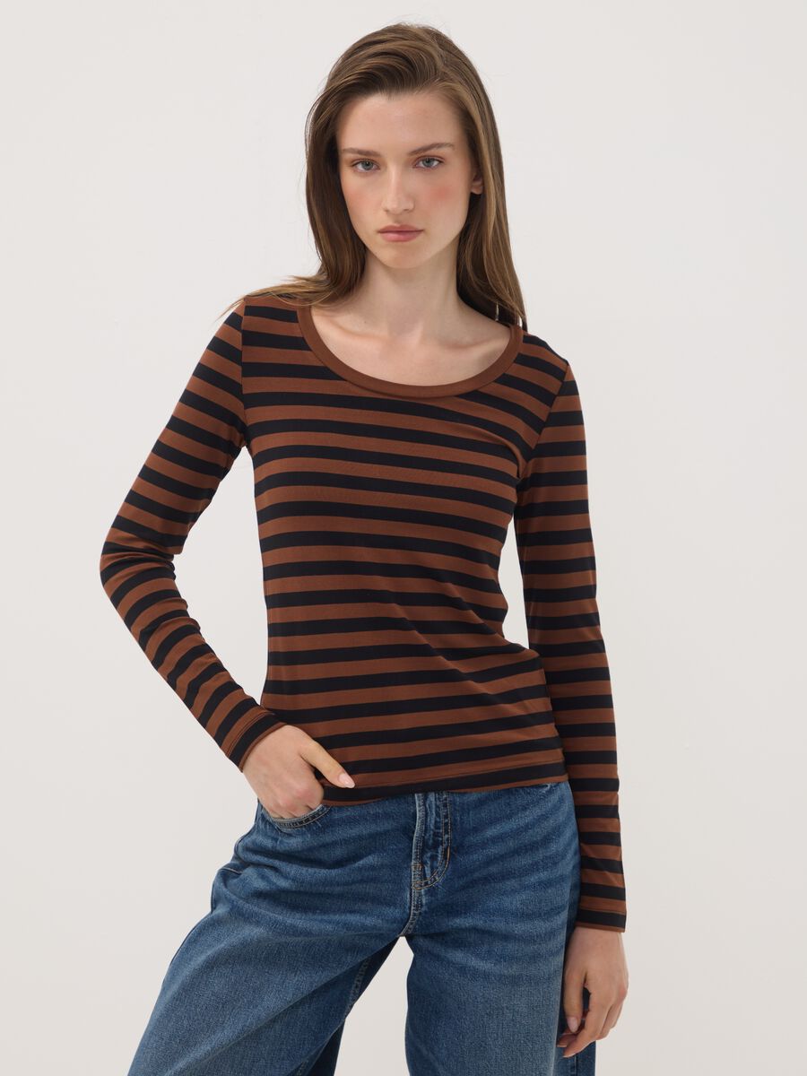 Brown slim-fit striped stretch viscose crew-neck T-shirt_0