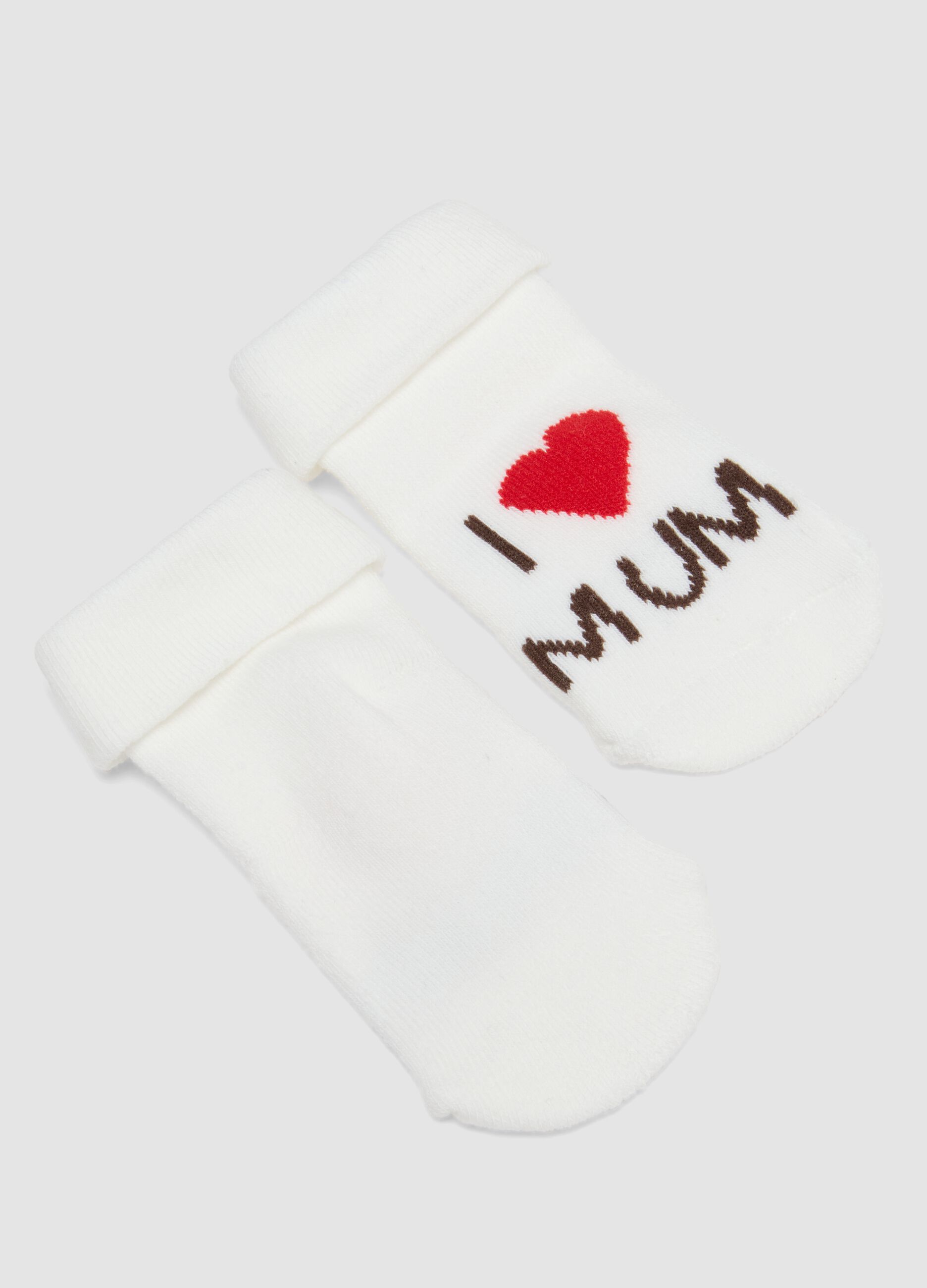 2-pack of short organic stretch cotton socks with slogan details