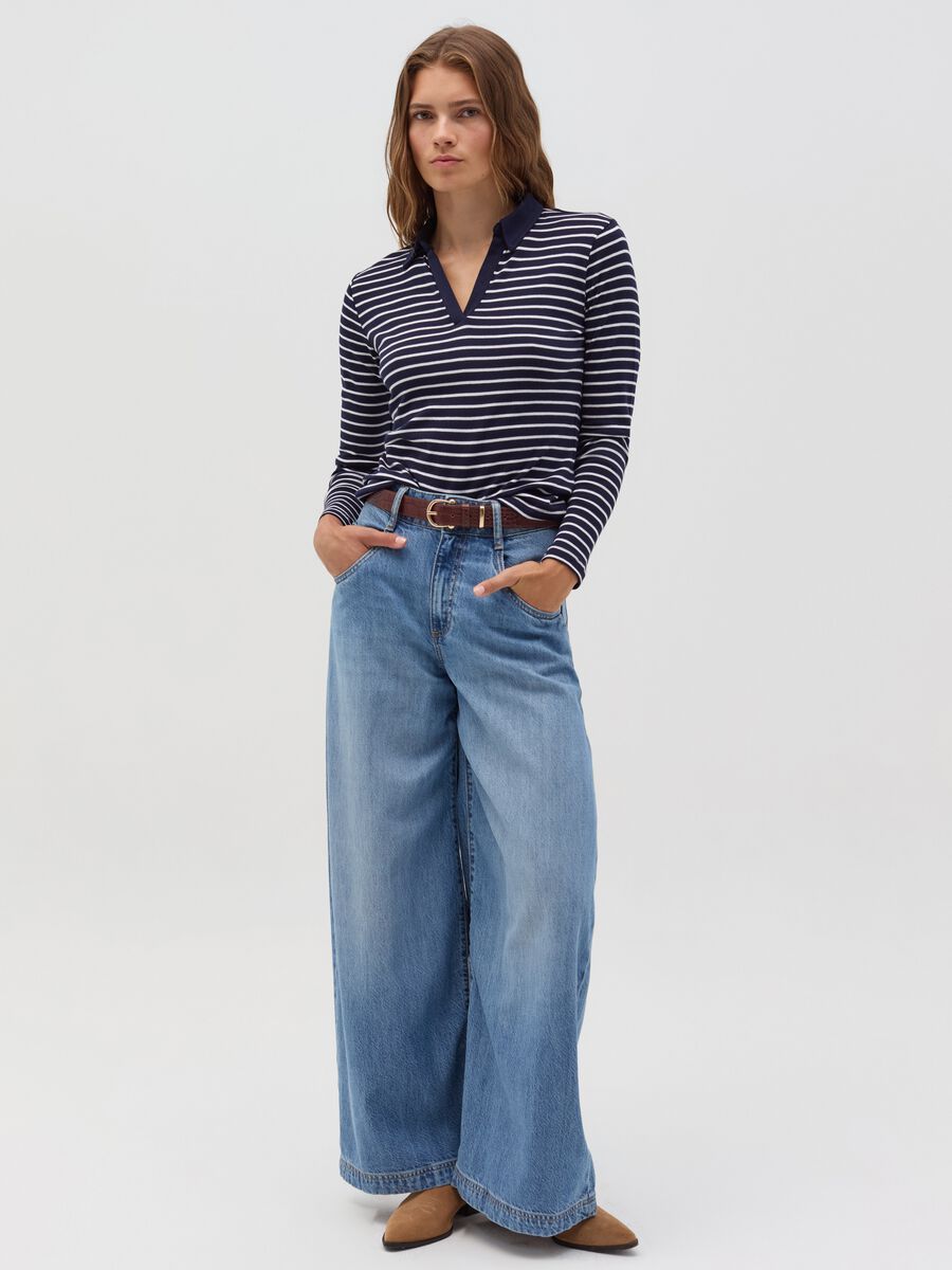 Long-sleeved T-shirt with polo neck_1