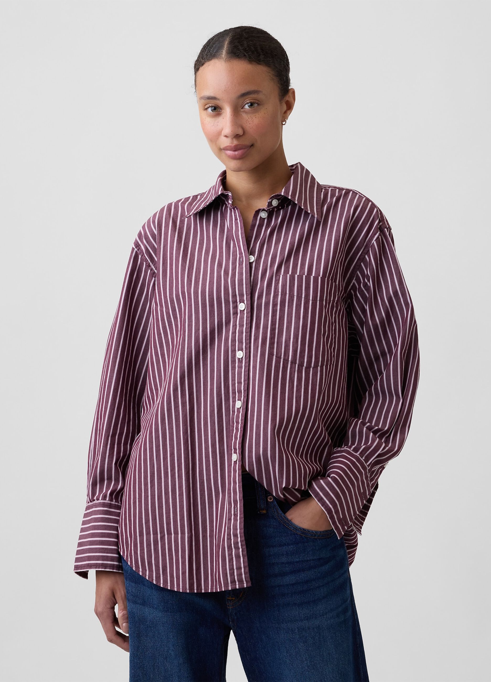 Camisa &agrave;s riscas vermelha borgonha em algod&atilde;o puro