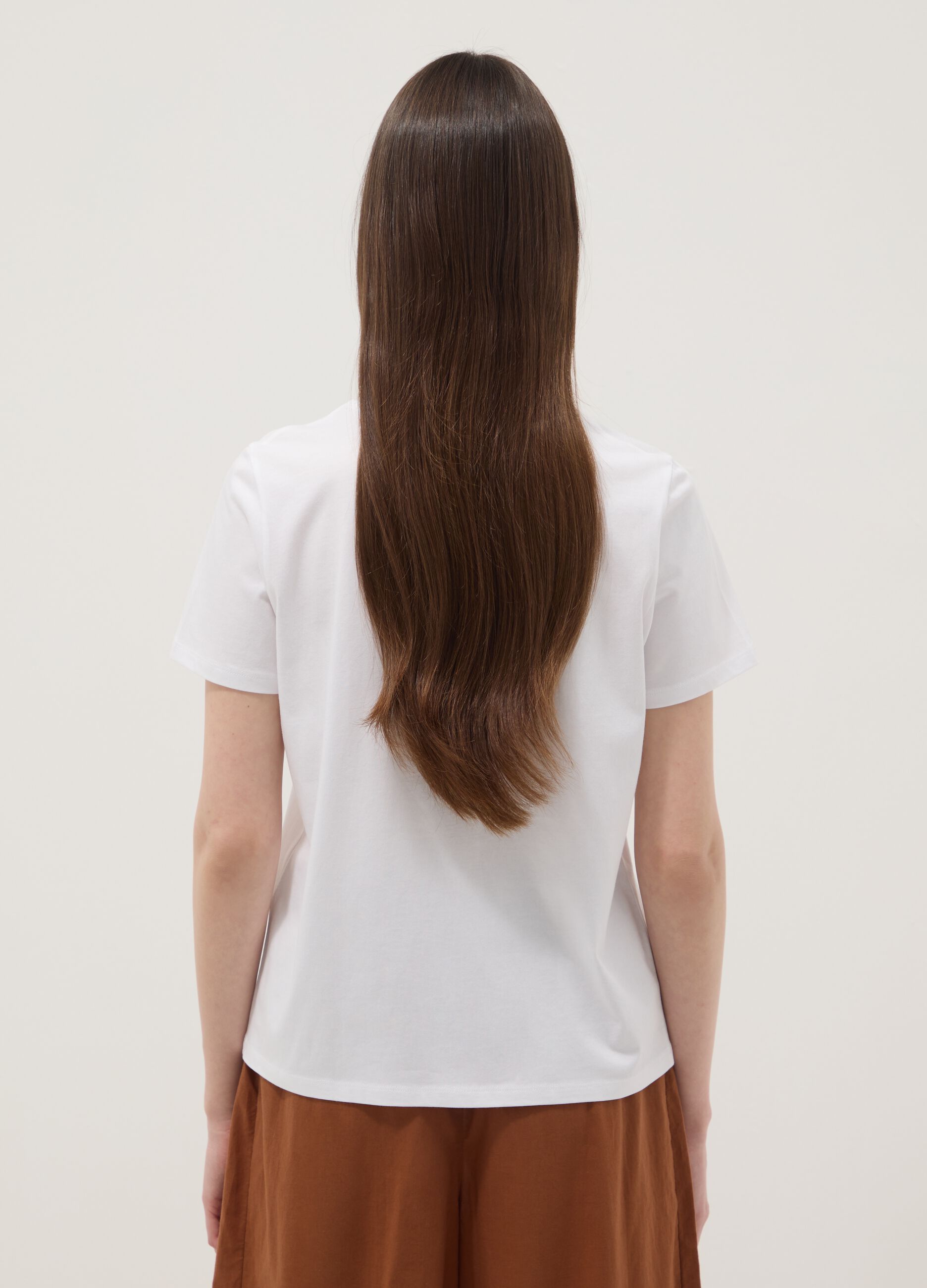 White pure cotton T-shirt with seashell print