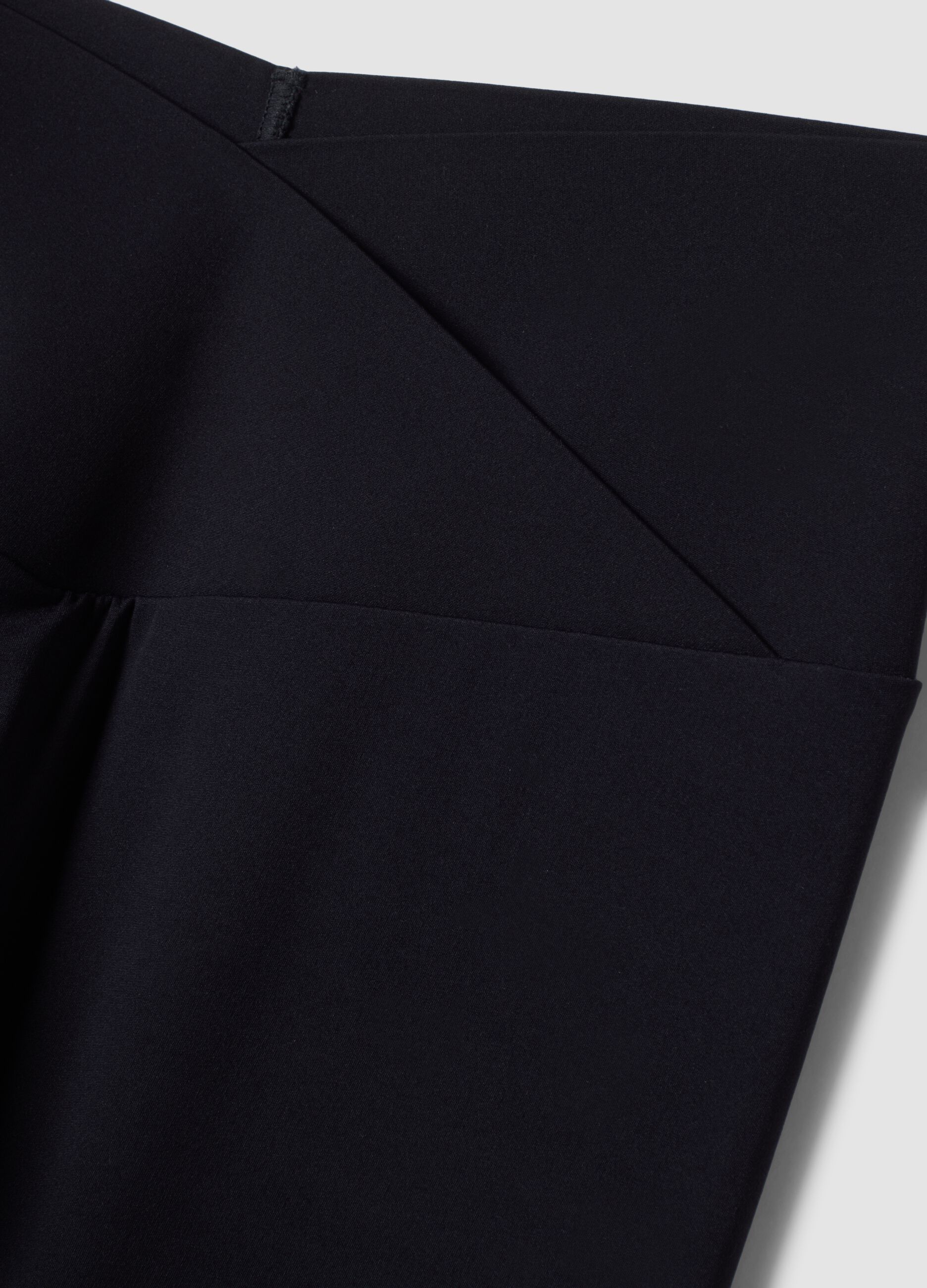 Schwarze Slim-Fit-Leggings aus Stretchmaterial mit regul&auml;rer Taille ALTAVIA STUDIO