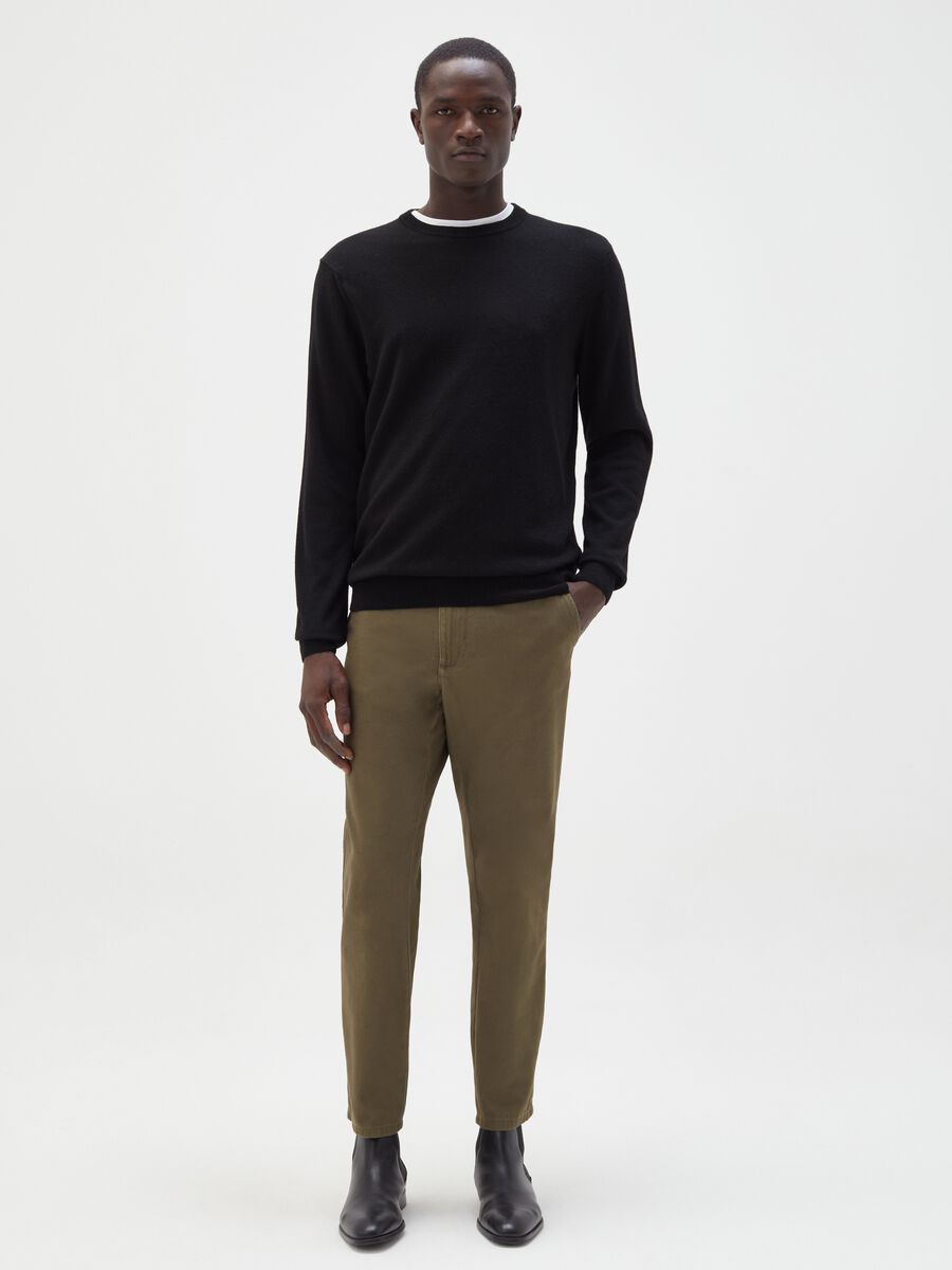 Round neck pullover in viscose and cashmere wool_0