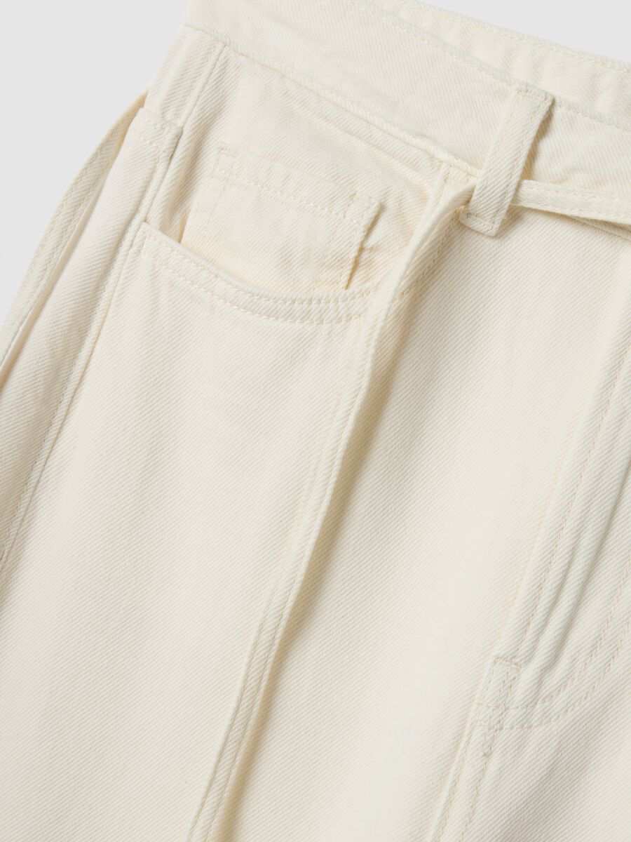 Wei&szlig;e weite Hose aus reiner Baumwolle_5