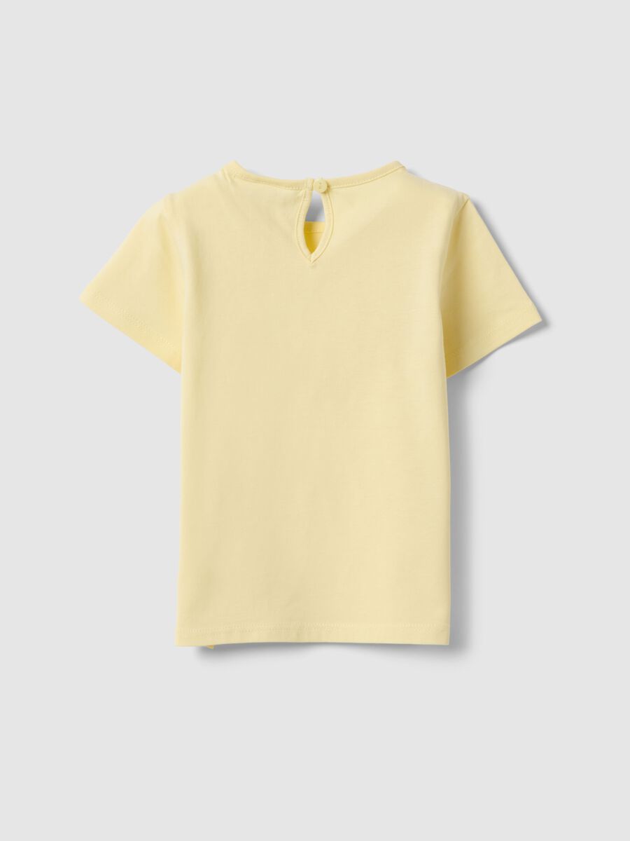 T-shirt in puro cotone giallo da bimba regular fit con farfalla_1