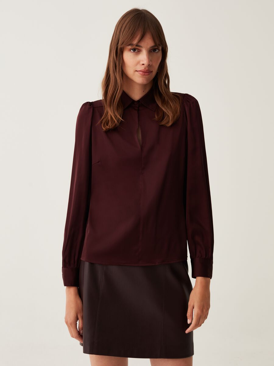 Satin blouse with puffy sleeves_1