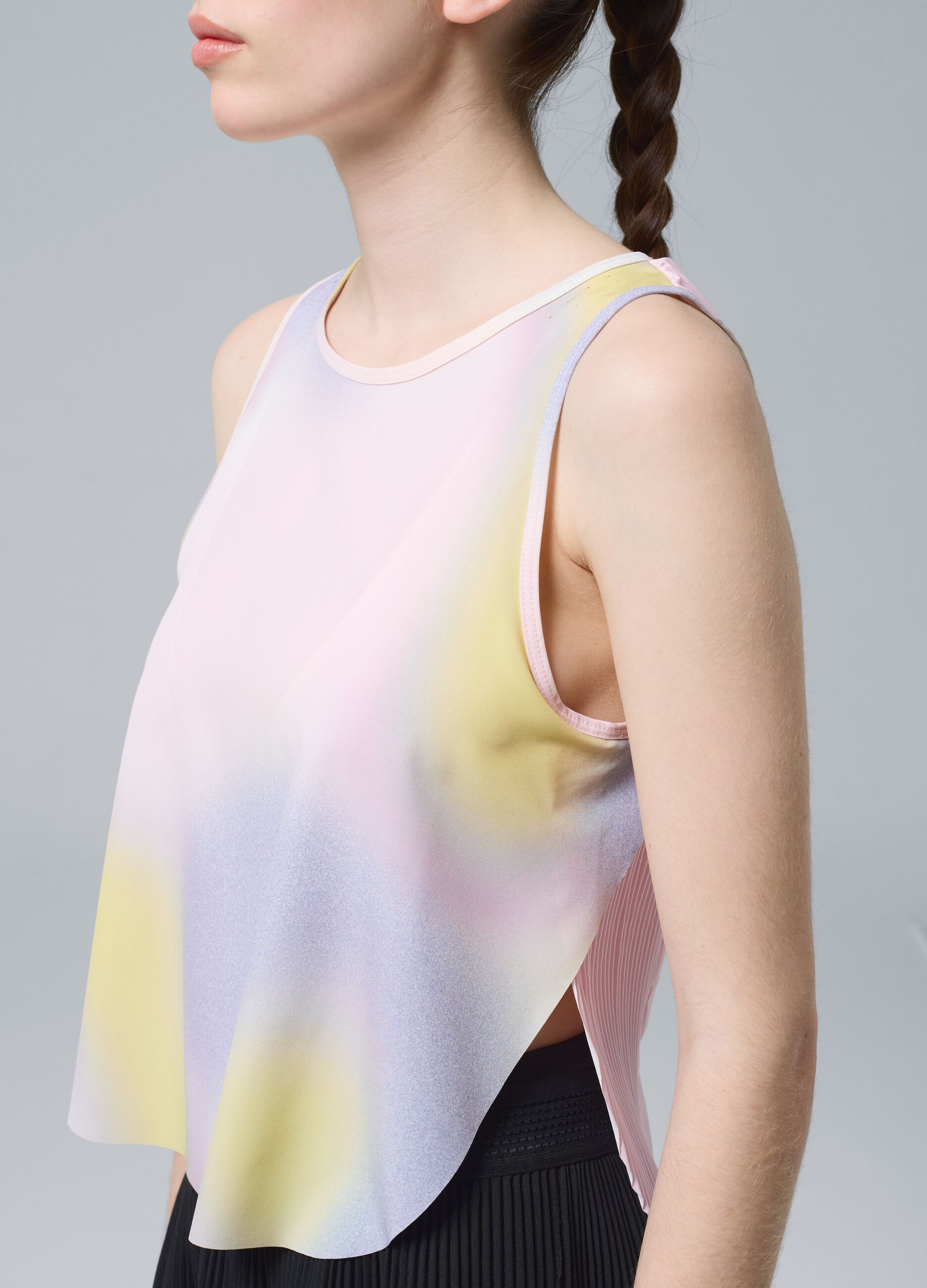 Plissiertes technisches Sporttop ALTAVIA COURT mit Tie-Dye-Effekt