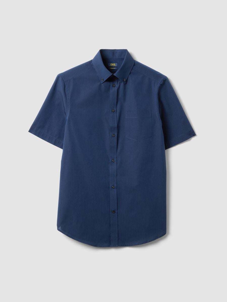 Blue short-sleeved shirt with button-down collar_4