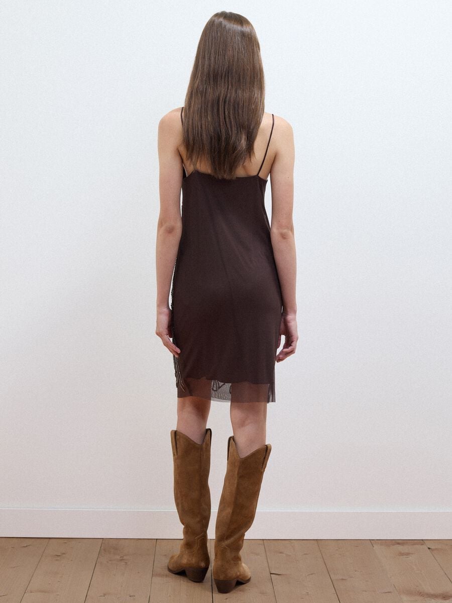 Brown fitted stretch dress with sequins_3
