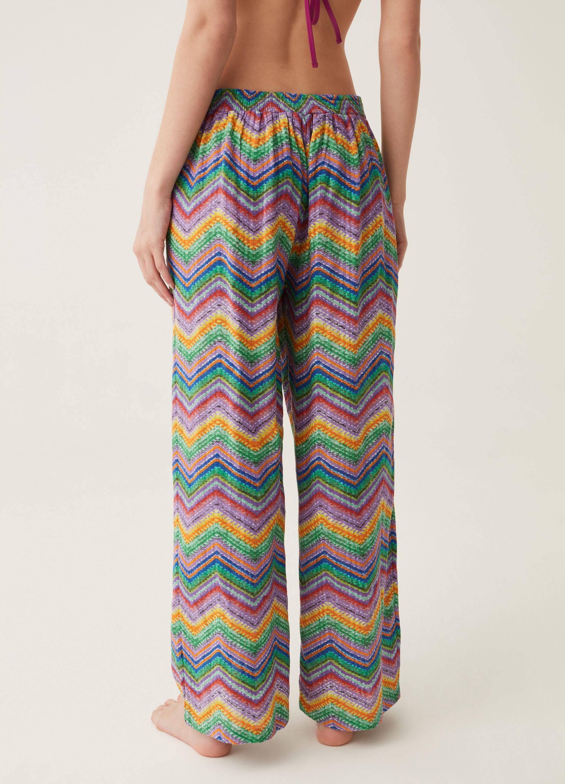 Beach cover-up trousers with zigzag print
