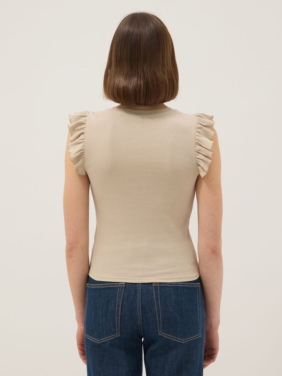 Beige slim fit pure cotton t-shirt with ruffles_2