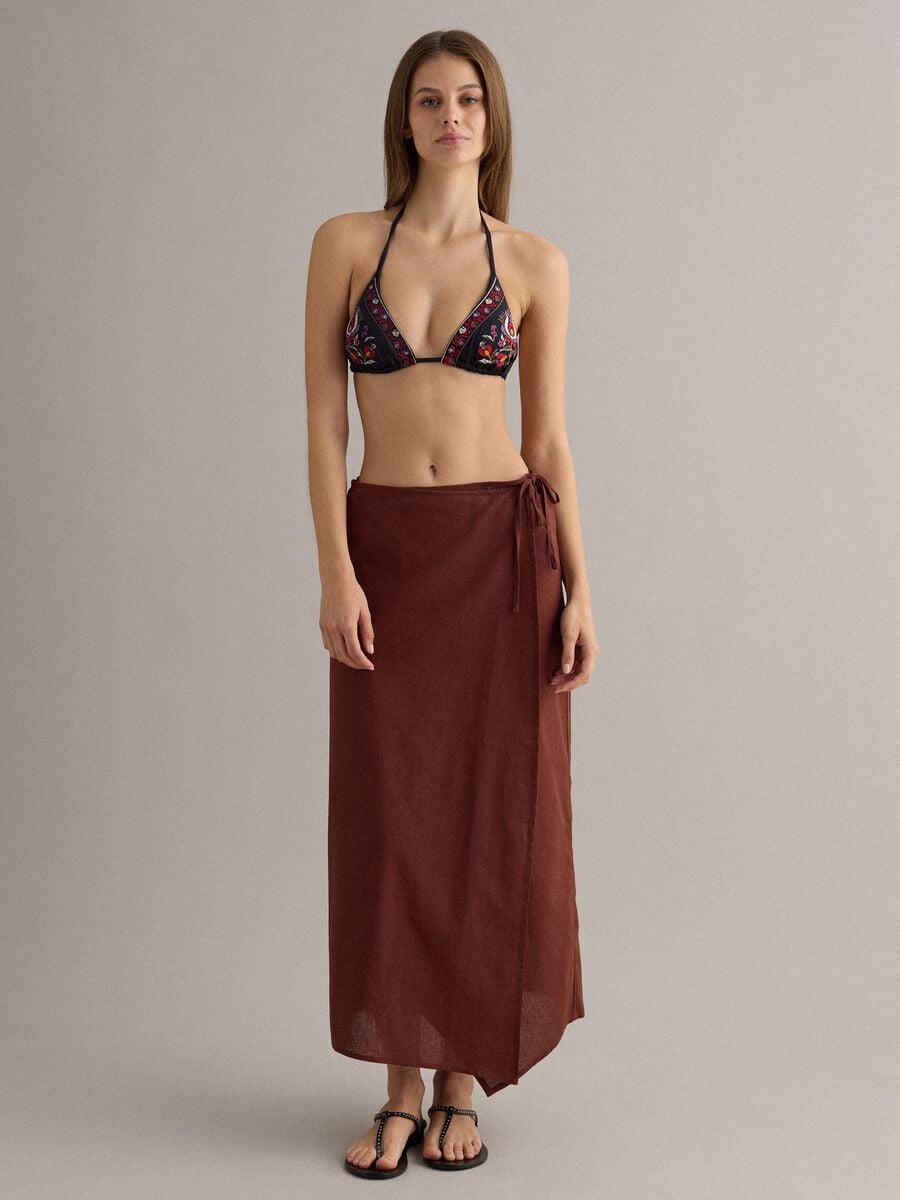 Haut de bikini triangle noir en tissu stretch_1
