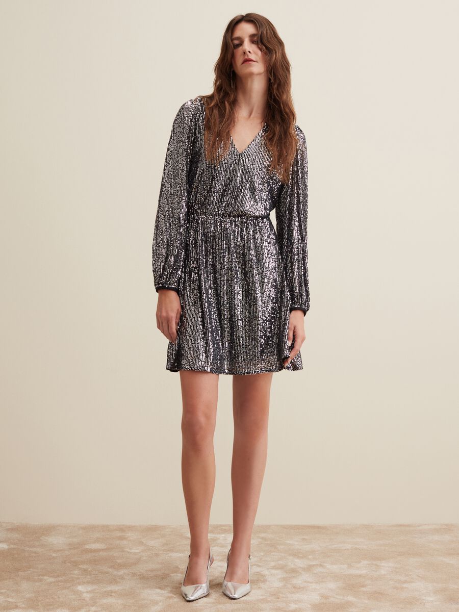 Short dress with all-over sequins_0