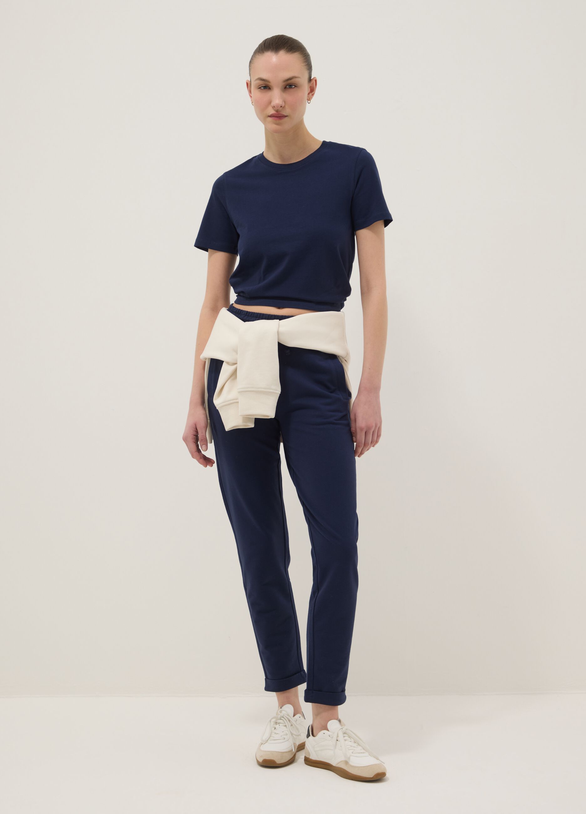 &Mu;&pi;&lambda;&epsilon; jogger &pi;&alpha;&nu;&tau;&epsilon;&lambda;ό&nu;&iota; &alpha;&pi;ό 100% &beta;&alpha;&mu;&beta;ά&kappa;&iota;, &kappa;&alpha;&nu;&omicron;&nu;&iota;&kappa;ή &epsilon;&phi;&alpha;&rho;&mu;&omicron;&gamma;ή