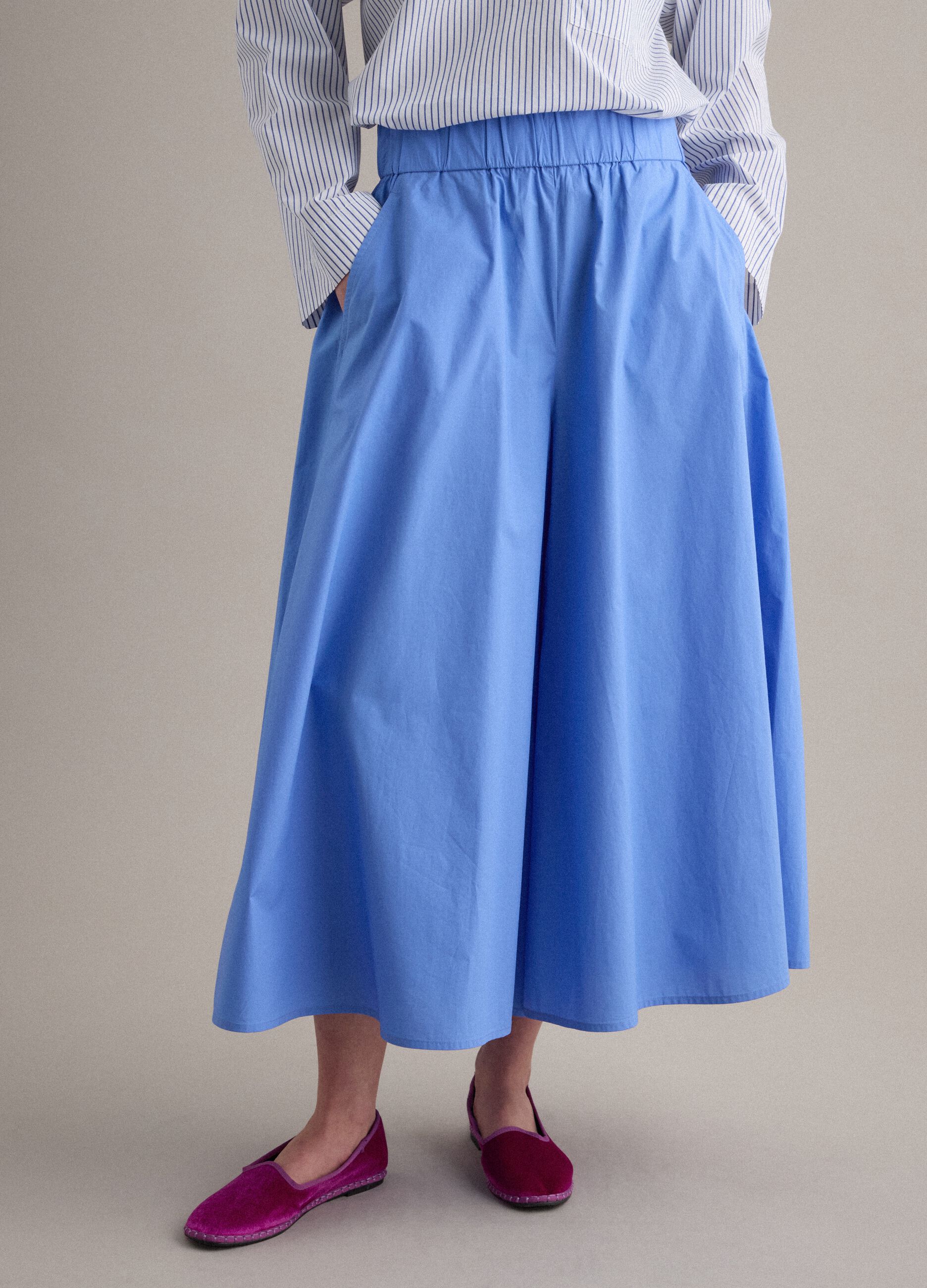 Long sky-blue skirt in pure cotton