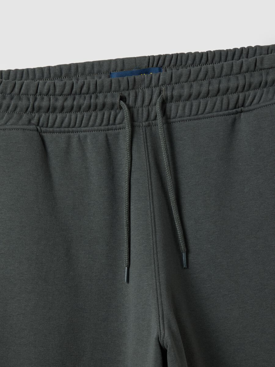 Grey cotton blend jogger trousers regular fit_5