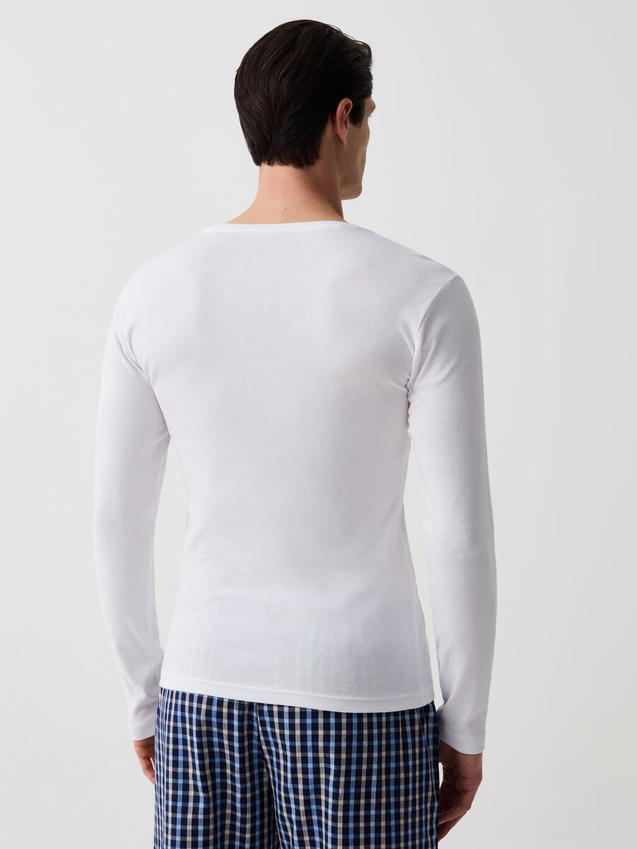 Two-pack undershirts with long sleeves_1