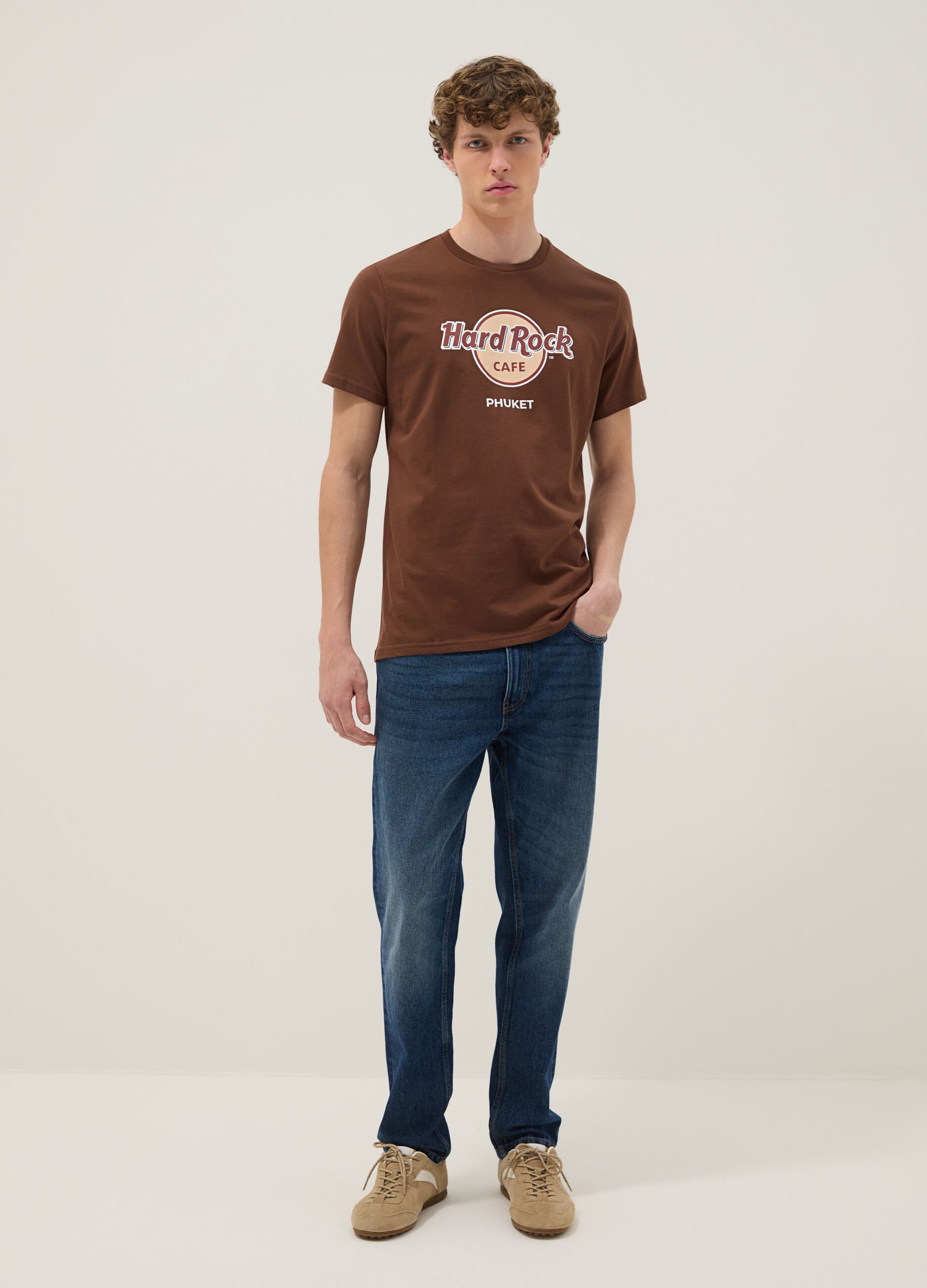 Braunes T-Shirt aus reiner Baumwolle mit Hard Rock Cafe-Print, Regular Fit