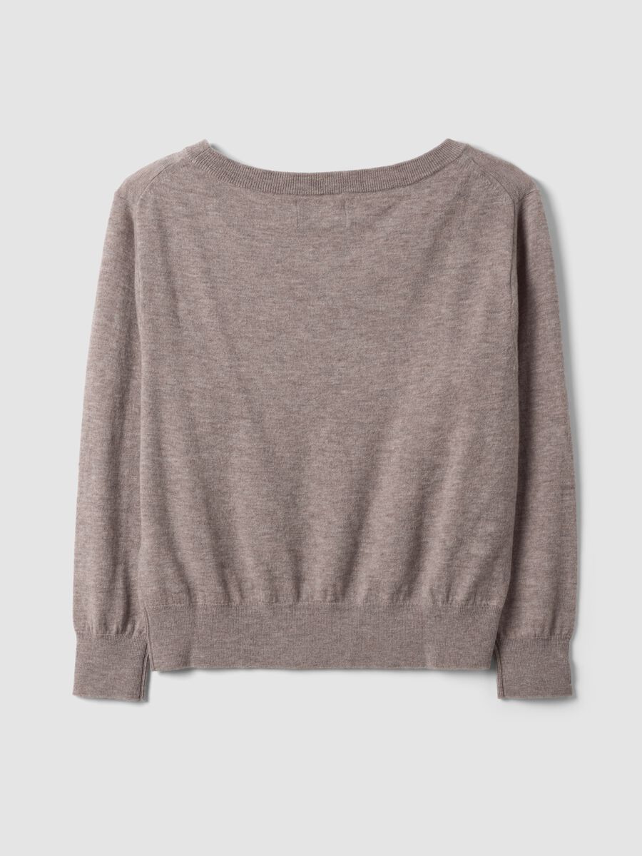 Maglia grigia in pura lana con scollo a barchetta_6