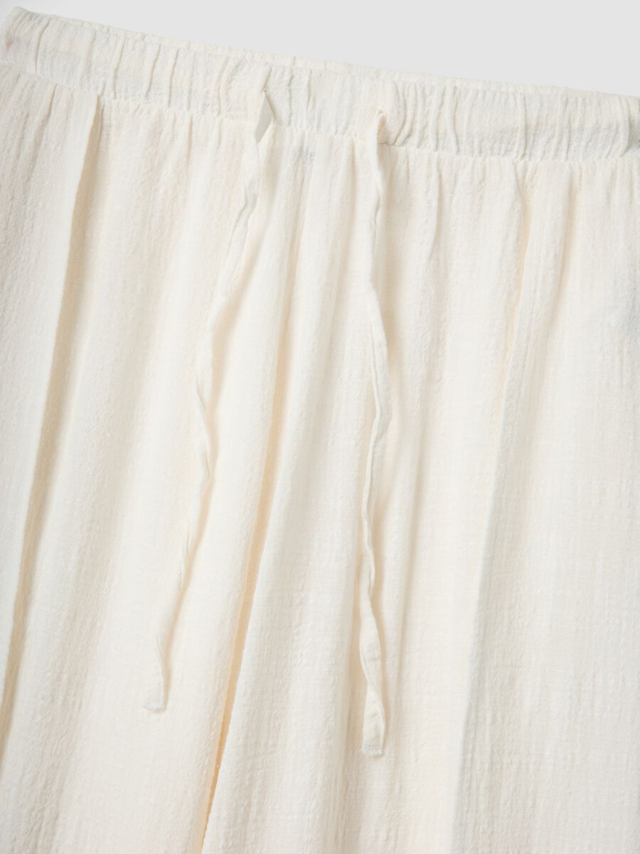 &Lambda;&epsilon;&upsilon;&kappa;ό &pi;&alpha;&nu;&tau;&epsilon;&lambda;ό&nu;&iota; &pi;&alpha;&rho;&alpha;&lambda;ί&alpha;&sigmaf; &alpha;&pi;ό &alpha;&gamma;&nu;ό &beta;&alpha;&mu;&beta;ά&kappa;&iota;_1