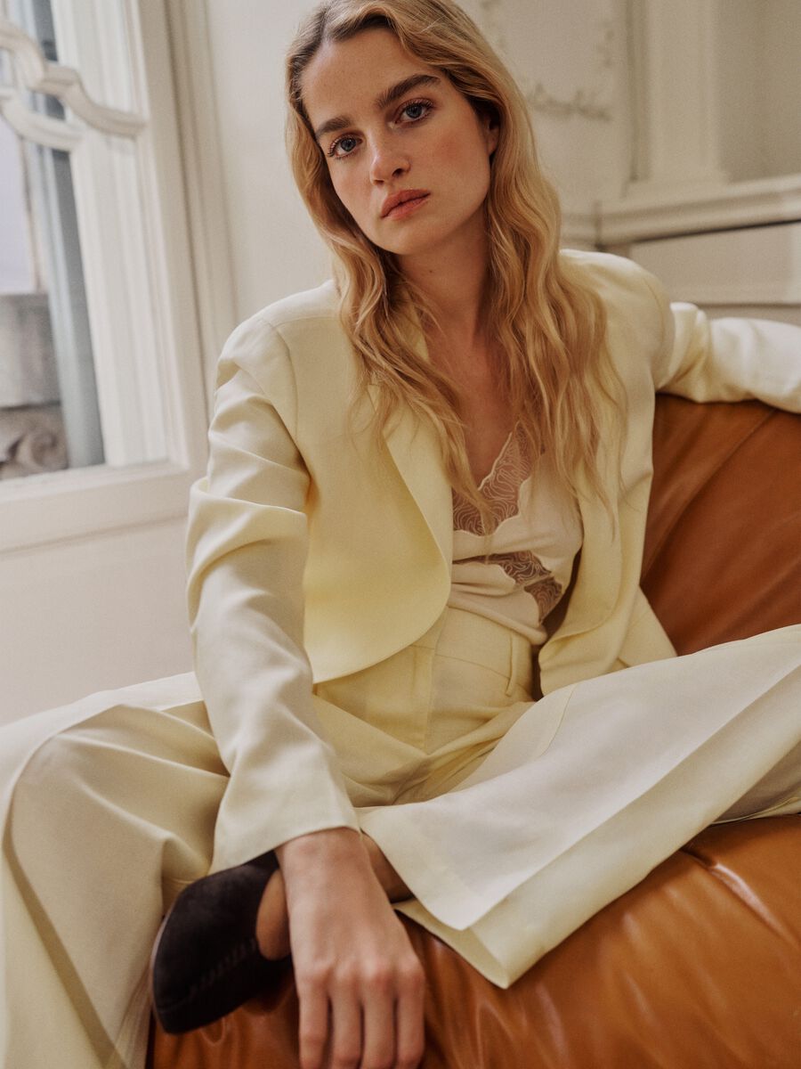 &Mu;&pi;&epsilon;&zeta; &tau;&omicron;&pi; &alpha;&pi;ό &mu;&epsilon;ί&gamma;&mu;&alpha; &beta;&iota;&sigma;&kappa;ό&zeta;&eta;&sigmaf; &kappa;&alpha;&nu;&omicron;&nu;&iota;&kappa;ή&sigmaf; &epsilon;&phi;&alpha;&rho;&mu;&omicron;&gamma;ή&sigmaf; &mu;&epsilon; &delta;&iota;&alpha;&phi;&alpha;&nu;&epsilon;ί&sigmaf; &lambda;&epsilon;&pi;&tau;&omicron;&mu;έ&rho;&epsilon;&iota;&epsilon;&sigmaf;_0