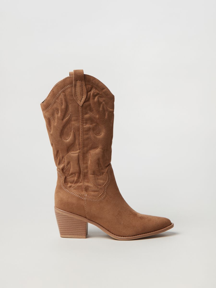 Suede cowboy boots_0