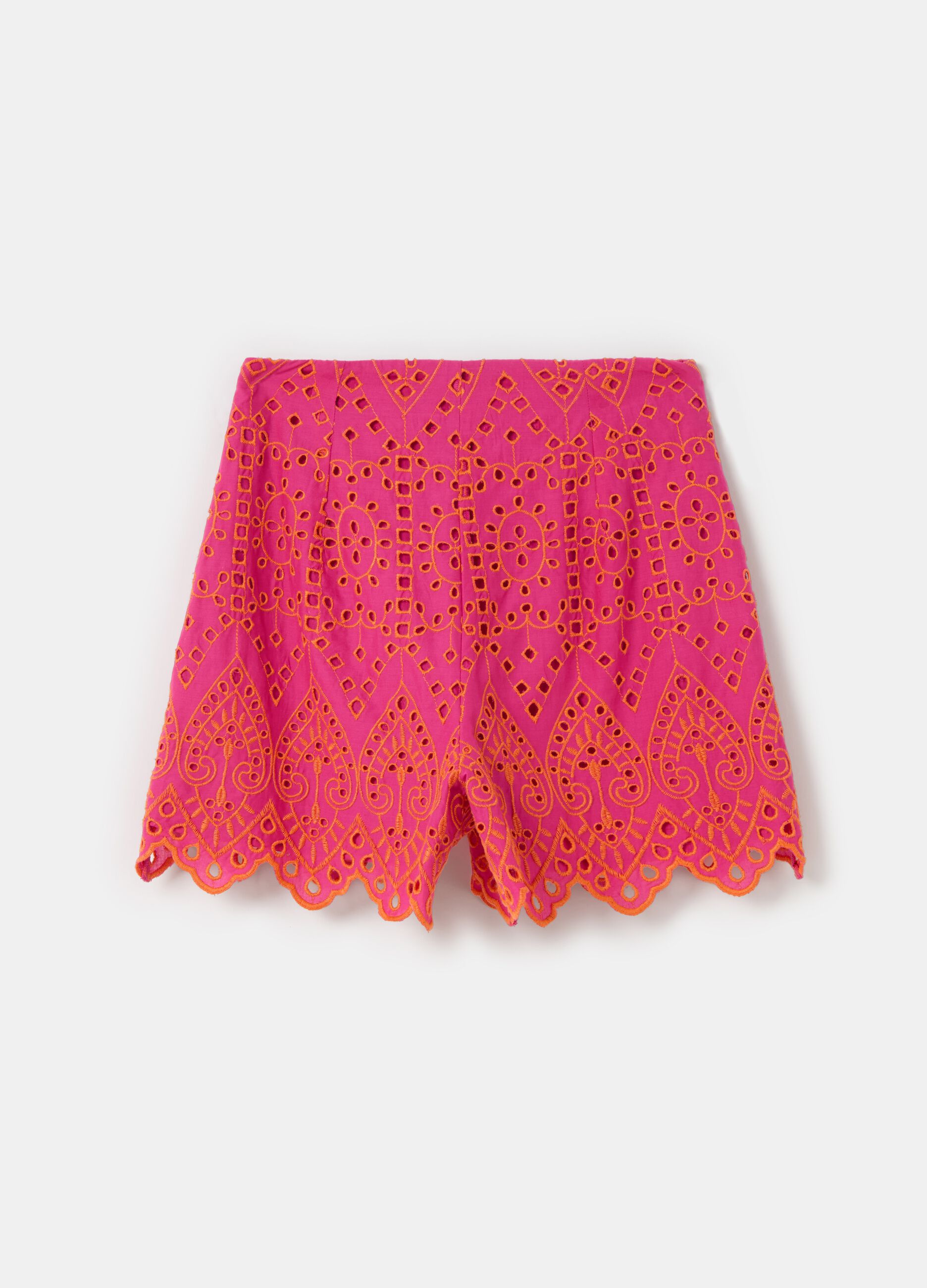 High-rise shorts in broderie anglaise