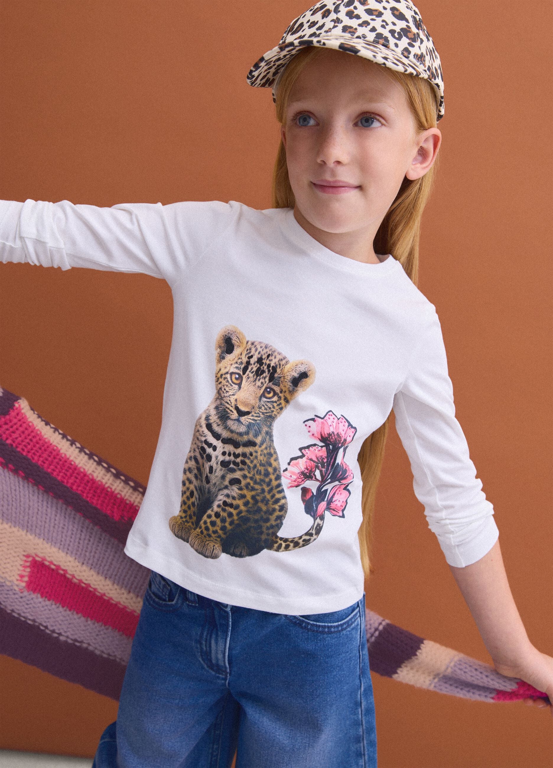 Beige stretch cotton cap with animal print
