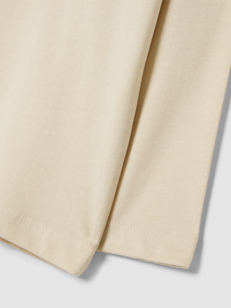 Sand-coloured organic cotton overfit T-shirt with print_3