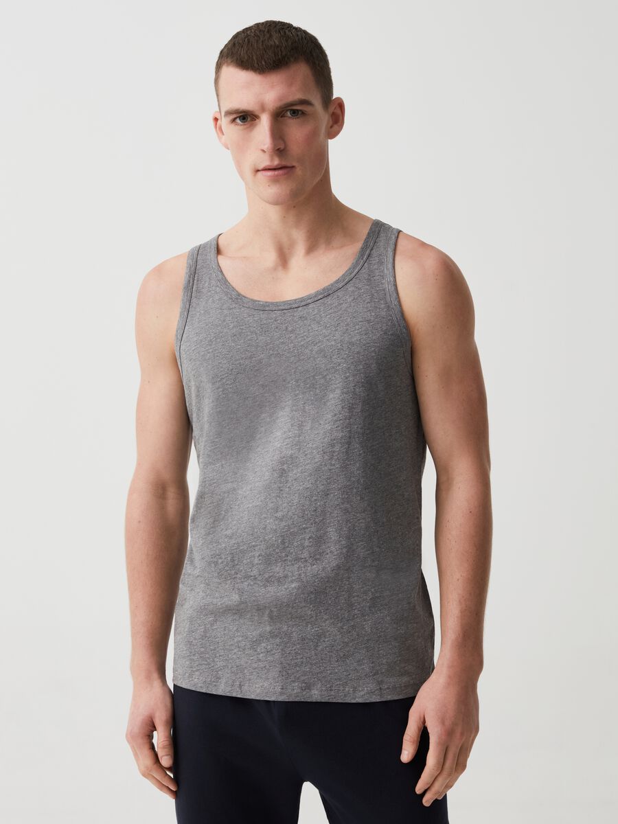 Racer back top with round neck_0
