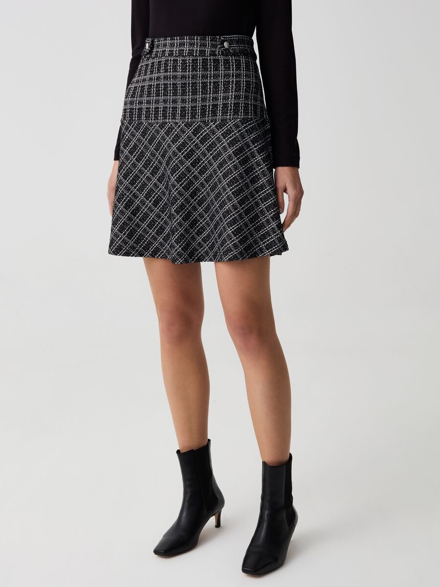 Short full skirt in patterned lurex_2