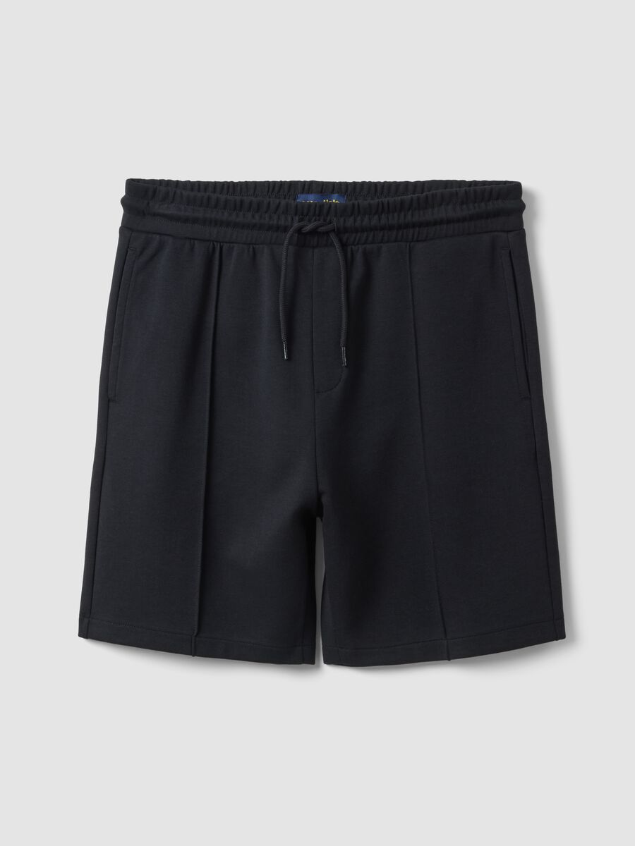 Schwarze Regular-Fit-Shorts aus Baumwollmix mit Kordelzug_4