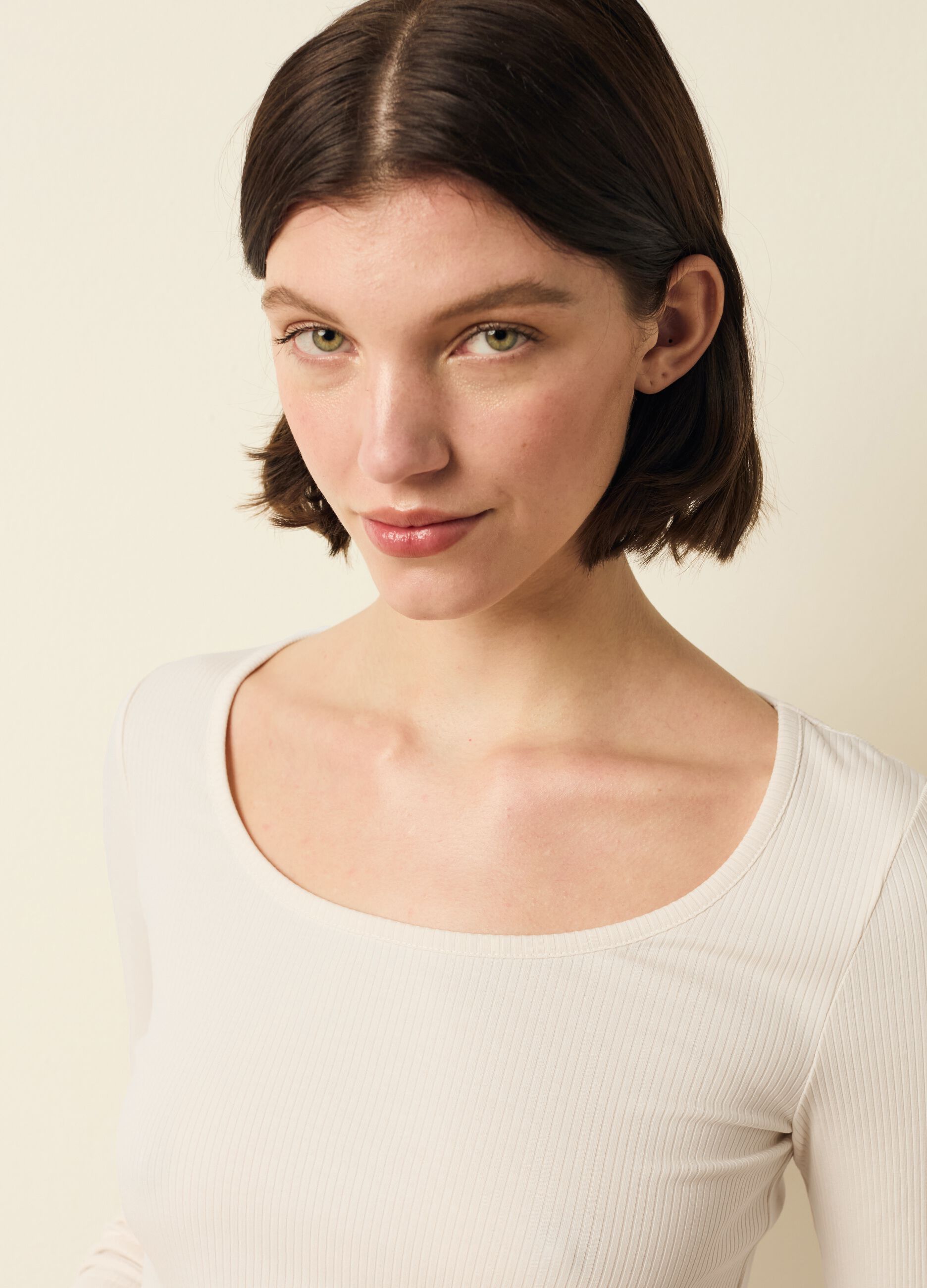 Ribbed T-shirt with long sleeves