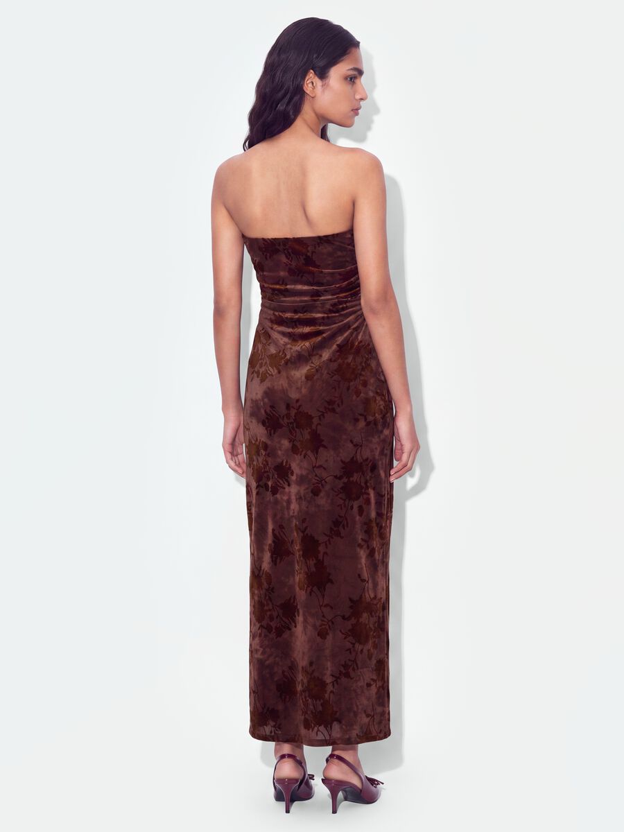 Red long fitted dress in stretch fabric with floral pattern_3
