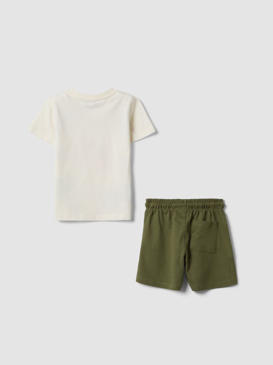 White and green pure cotton set with T-shirt and shorts_1