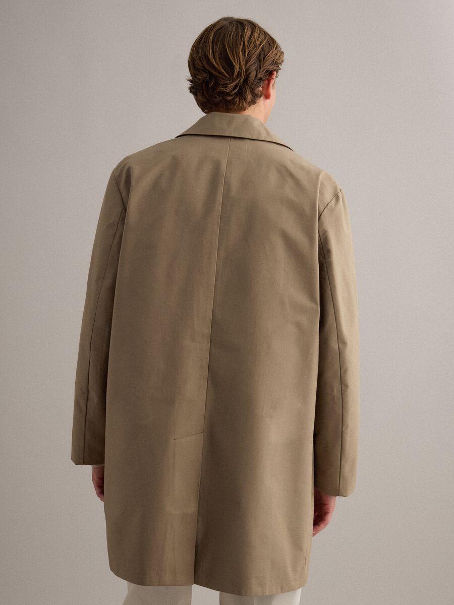 Beige regular fit trench coat with button closure_3