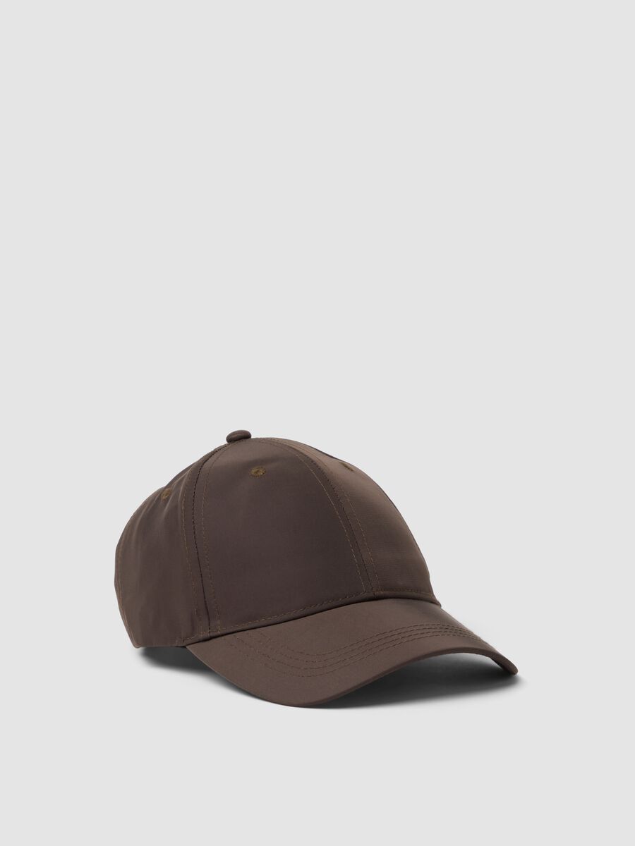 Braune Cap mit gebogenem Schirm_0