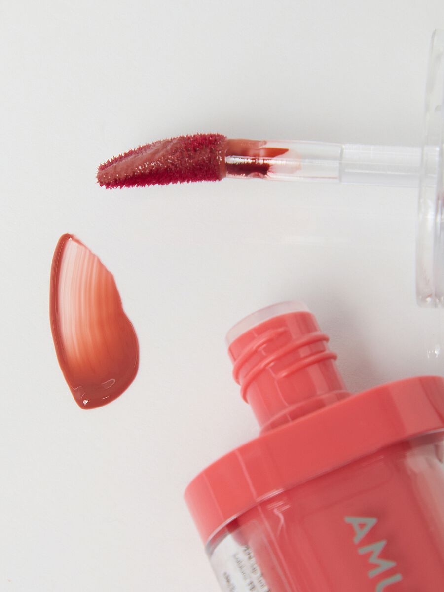 Lip tint with a fantastic glossy effect. Vibrant colour and hydrated lips for 12 hours_6