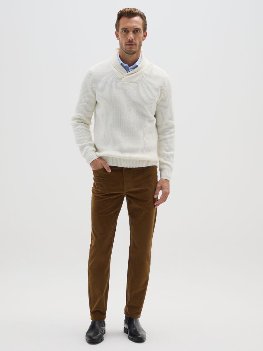 Brown stretch cotton and corduroy slim fit trousers_0