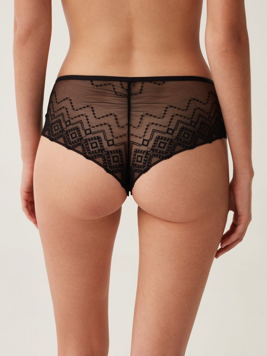 Lace French knickers with geometric design_2