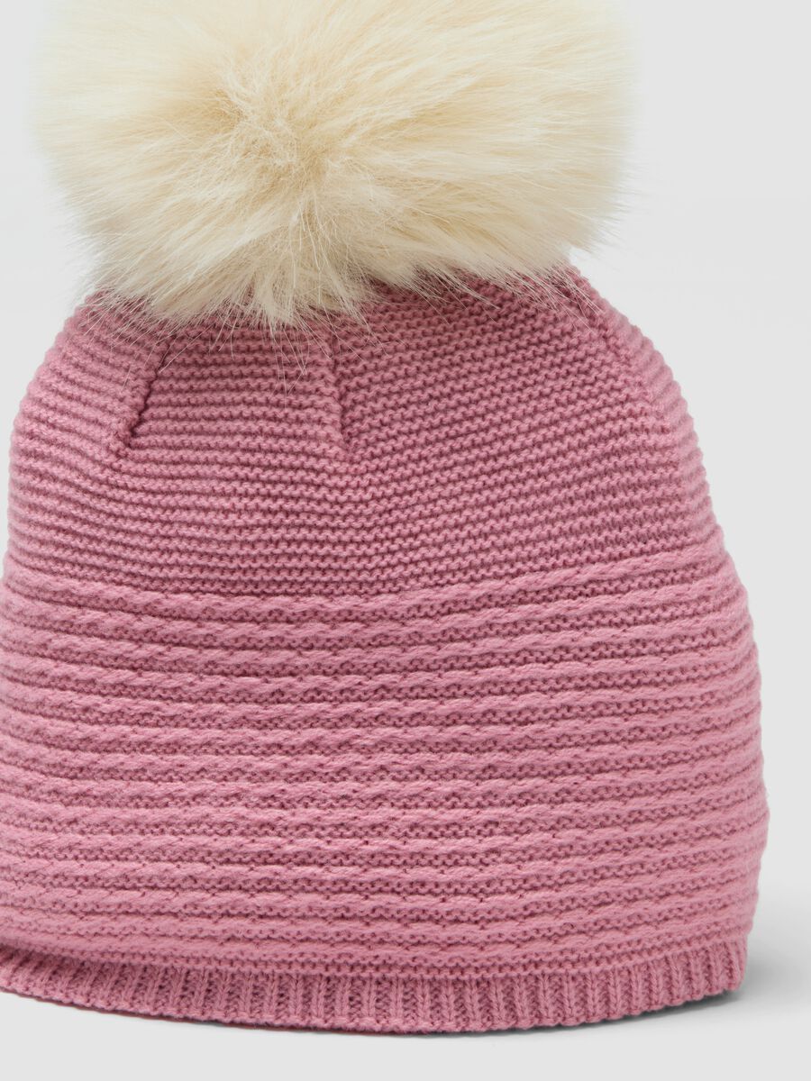 Pink knitted hat with pompom_1