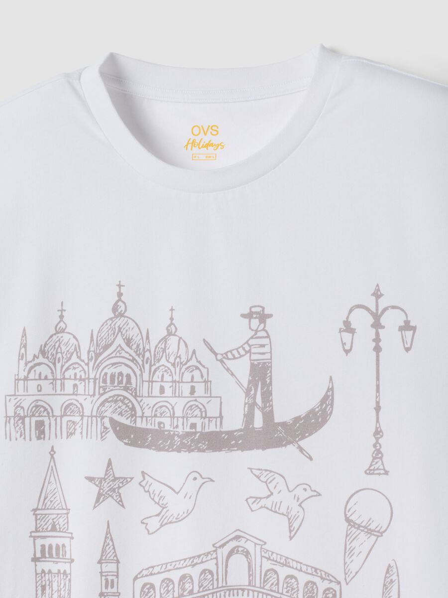 Wei&szlig;es T-Shirt aus reiner Baumwolle mit Print, Regular Fit_5