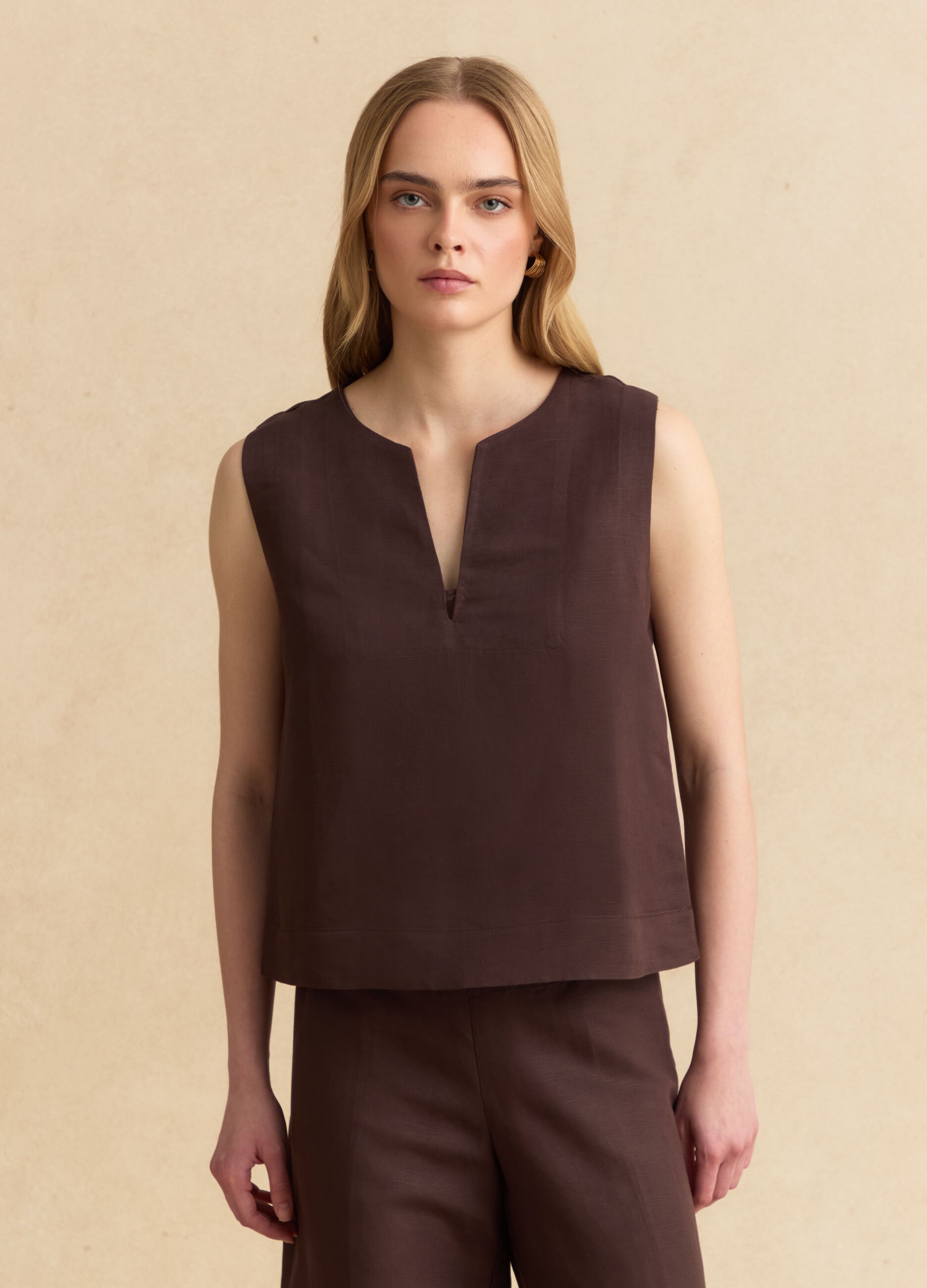 Top castanho oversized em mistura de linho e viscose