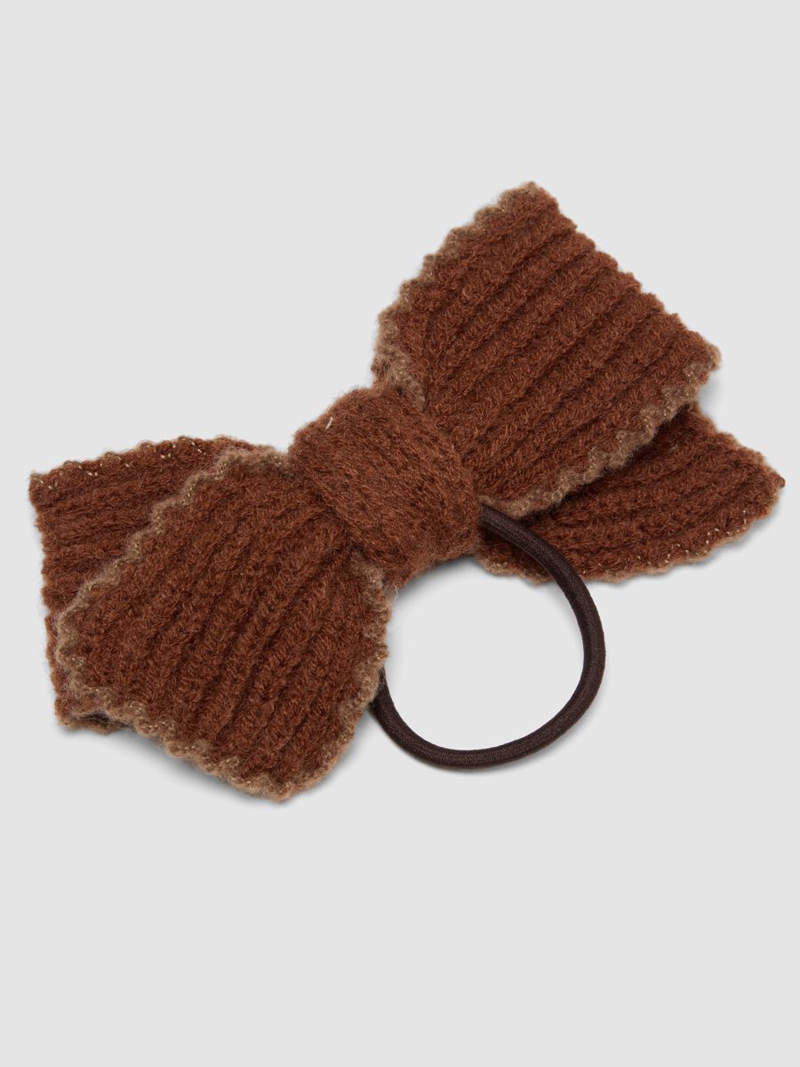 Brown hair tie with ribbed bow_1