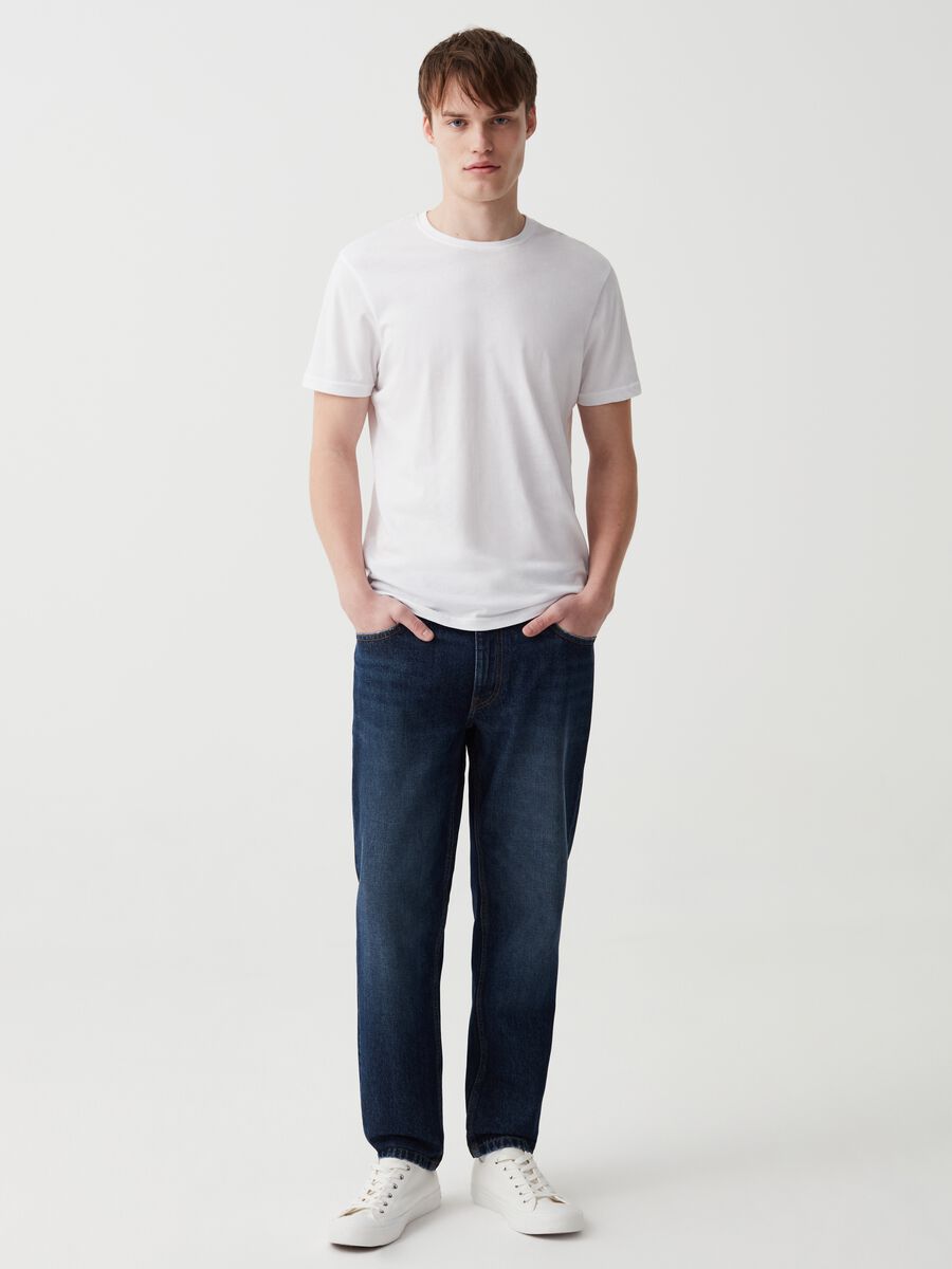 Relaxed-fit jeans with five pockets_0