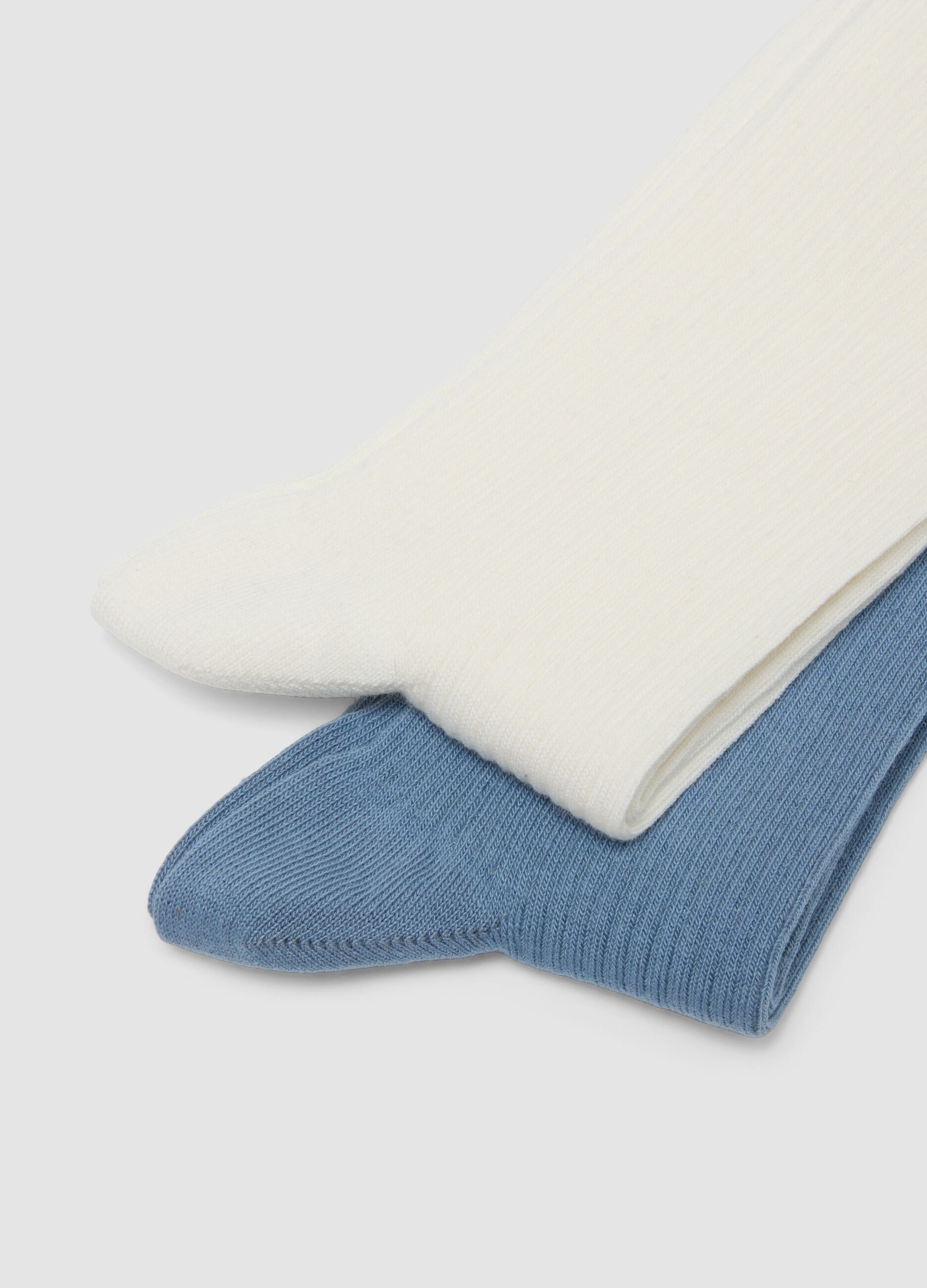 Three-pack of blue stretch cotton socks